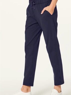 lululemon athletica Navy On The Fly Ankle-Length Drawstring Pants